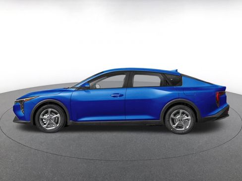 Used 2025 Kia K4 FWD image 3