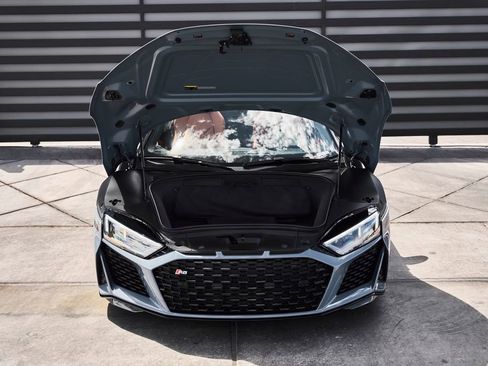 Used 2020 Audi R8 V10 AWD/4WD image 18
