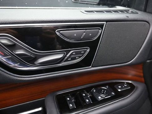 Used 2023 Lincoln Navigator Reserve AWD/4WD image 13