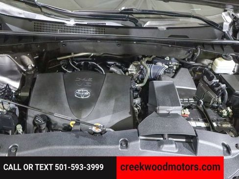Used 2019 Toyota Highlander Limited FWD V6 1 Owner image 63