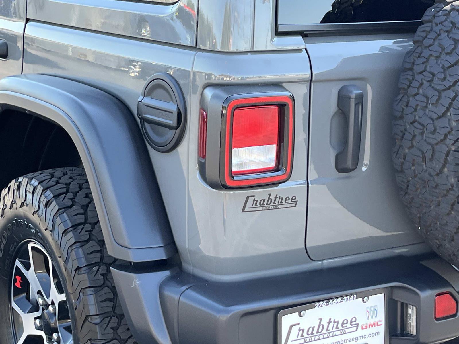 Used 2021 Jeep Wrangler Unlimited Rubicon AWD/4WD image 5