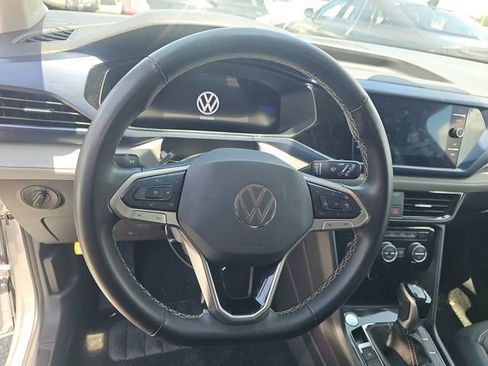 Used 2024 Volkswagen Taos SE FWD image 22