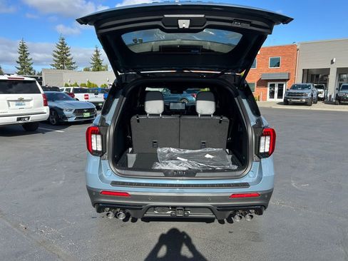 New 2025 Ford Explorer ST image 25