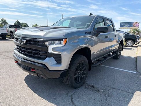 New 2026 Chevrolet Silverado 1500 LT Trail Boss w/ LPO, Dark Essentials Package AWD/4WD image 7