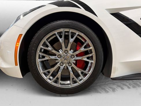 Used 2017 Chevrolet Corvette Stingray Coupe w/ Carbon Flash Badge Package RWD image 46