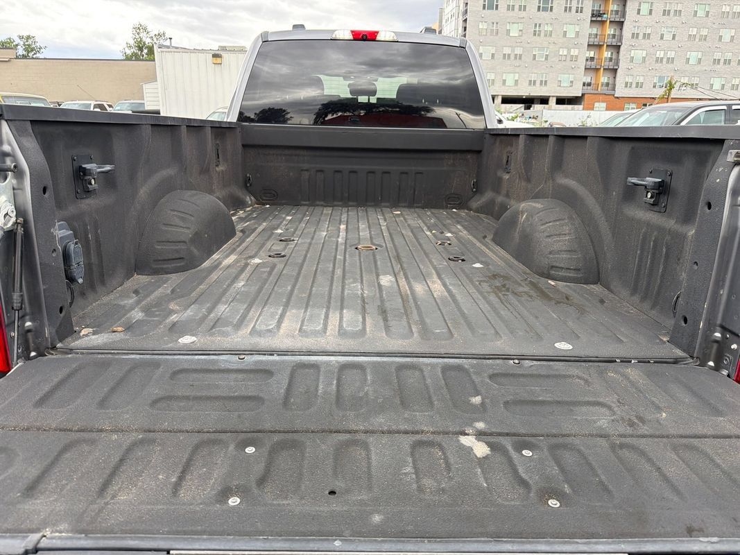 Used 2021 Ford F350 XLT w/ XLT Premium Package AWD/4WD image 13