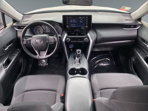 Used 2022 Toyota Venza LE AWD/4WD image 10