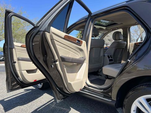 Used 2013 Mercedes-Benz ML 350 2WD image 48