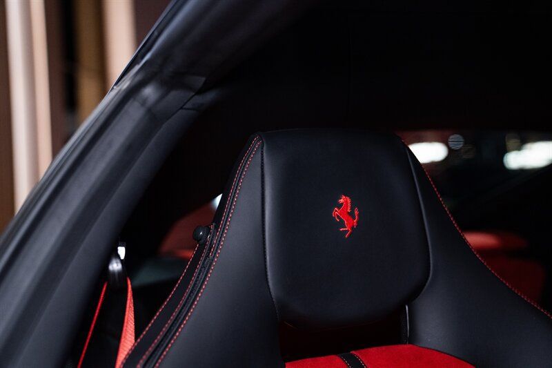 Used 2017 Ferrari F12 Berlinetta RWD image 9