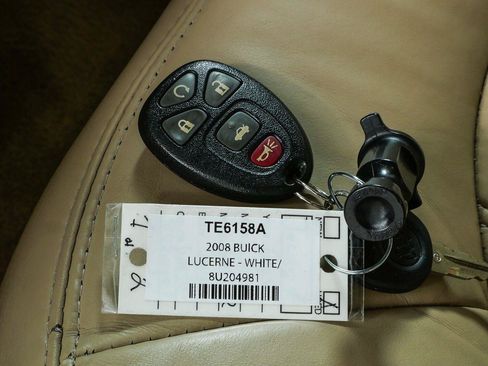Used 2008 Buick Lucerne CXL w/ Driver Confidence Package FWD image 34