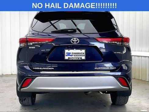 Used 2020 Toyota Highlander Platinum AWD/4WD image 4