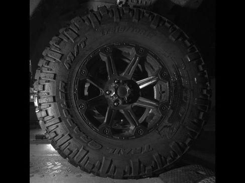 Used 2012 Jeep Wrangler Unlimited Sport AWD/4WD image 11