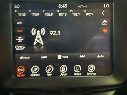 Used 2023 Jeep Renegade Latitude AWD/4WD image 15