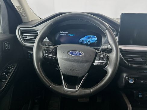 Used 2023 Ford Escape SE w/ PHEV Premium Package image 18
