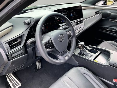 Used 2025 Lexus ES 350 F Sport FWD image 15
