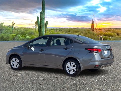 Certified 2025 Nissan Versa S w/ Trunk Package image 4