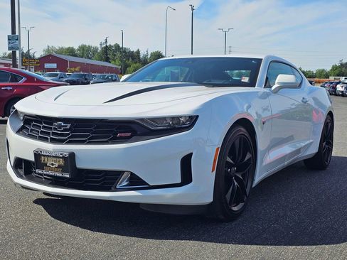 Used 2023 Chevrolet Camaro LT w/ RS Package RWD image 6