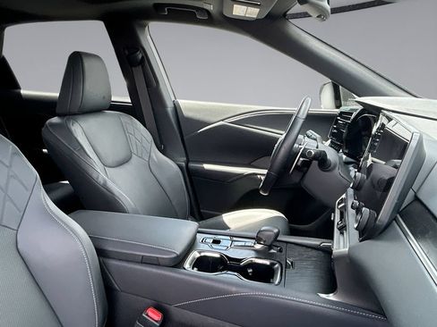 Used 2025 Lexus RX 350 Premium w/ Accessory Package (Z1) FWD image 6