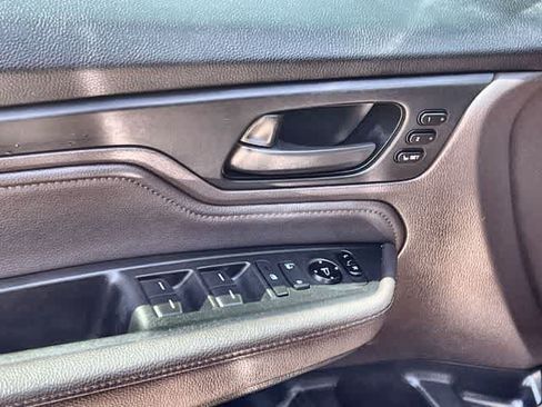 Used 2020 Honda Odyssey Touring image 30