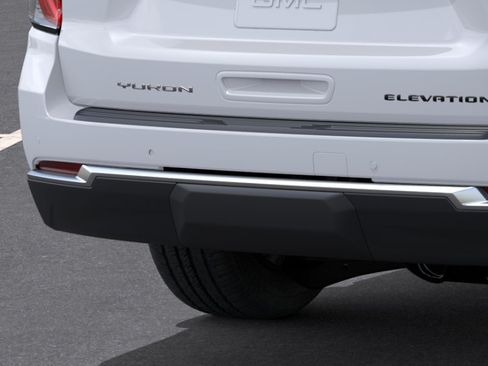 New 2026 GMC Yukon XL Elevation w/ Elevation Premium Package RWD image 15