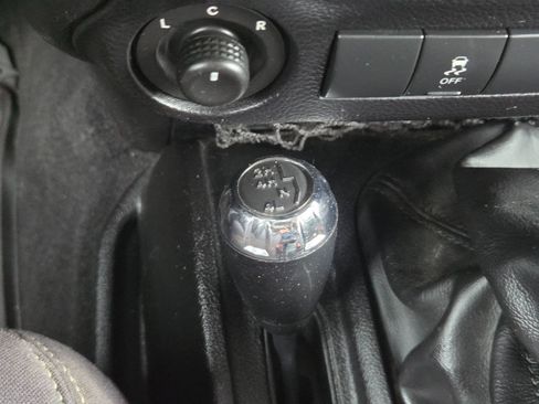 Used 2013 Jeep Wrangler Unlimited Sahara w/ Dual Top Group image 21