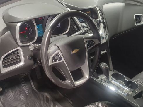 Used 2017 Chevrolet Equinox LT w/ Convenience Package AWD/4WD image 12