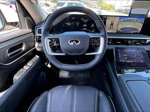 Certified 2025 INFINITI QX80 Sensory image 9