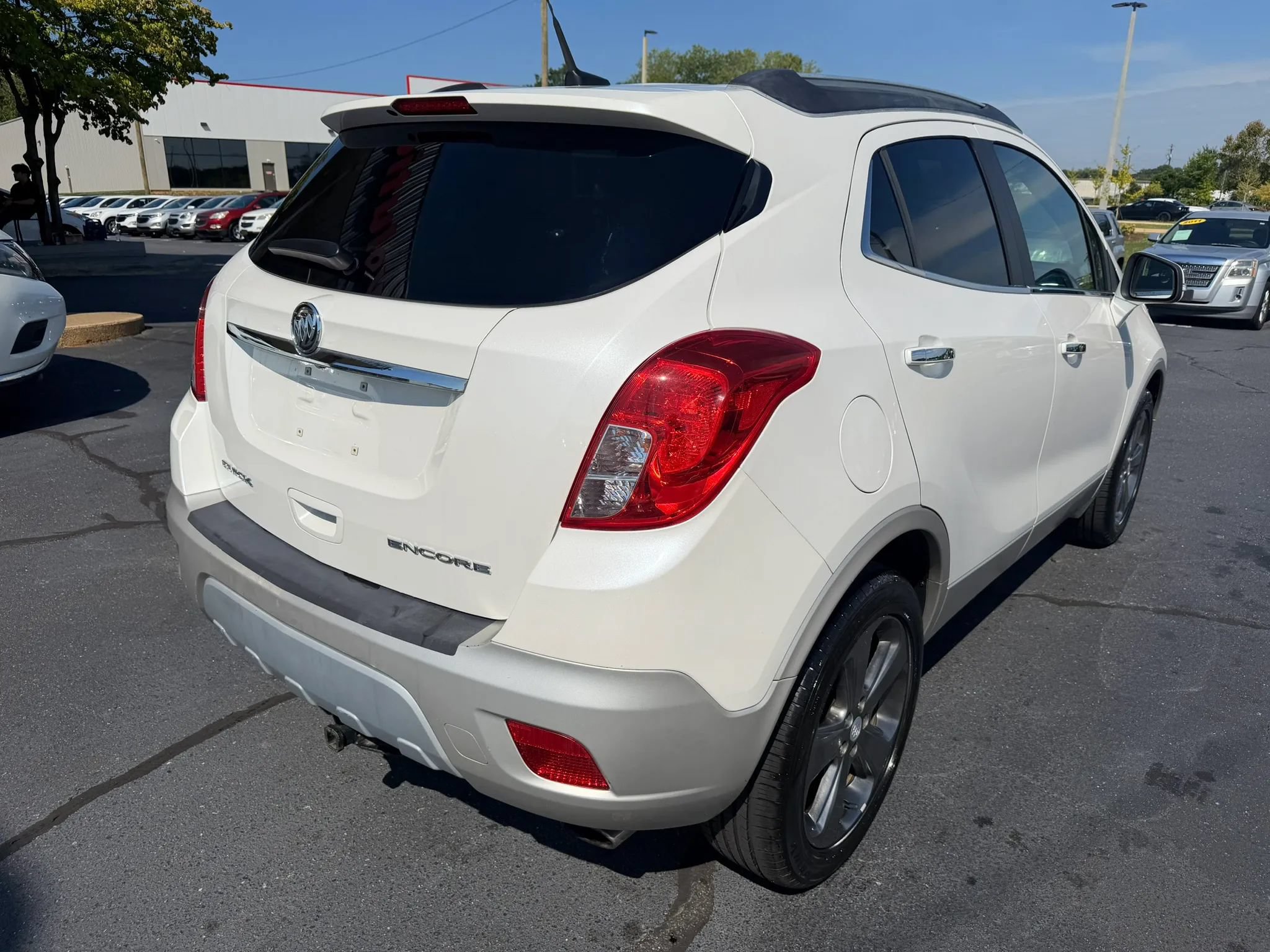 Used 2014 Buick Encore FWD image 7