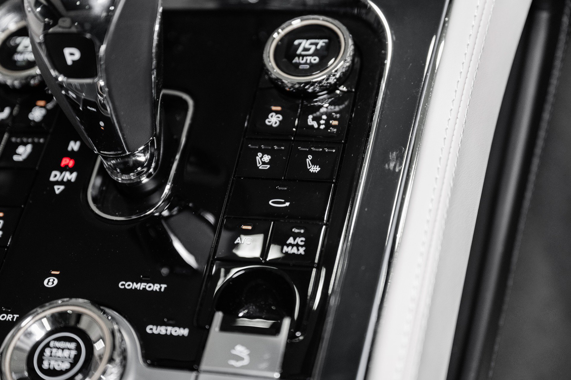 Certified 2023 Bentley Continental GT Azure AWD/4WD image 40