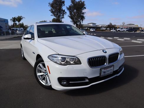Used 2015 BMW 528i Sedan RWD image 2