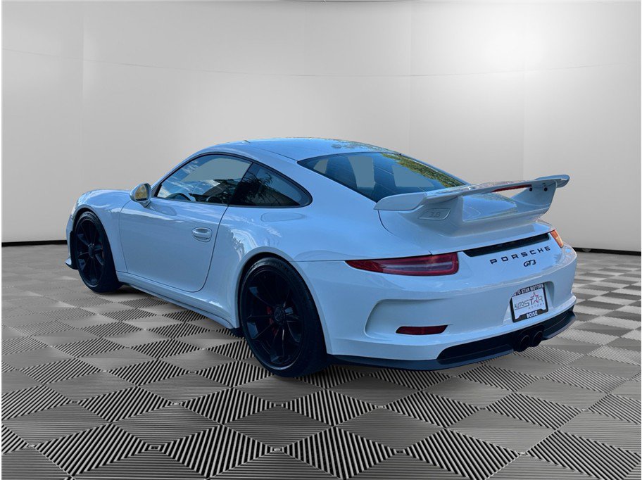 Used 2014 Porsche 911 GT3 w/ Carbon Interior Package RWD image 3