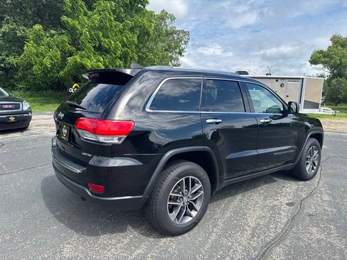 Used 2018 Jeep Grand Cherokee Limited AWD/4WD image 5