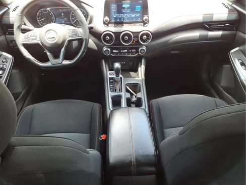 Certified 2024 Nissan Sentra SR FWD image 11