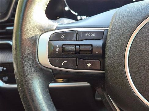 Used 2023 Kia Sportage SX FWD image 4