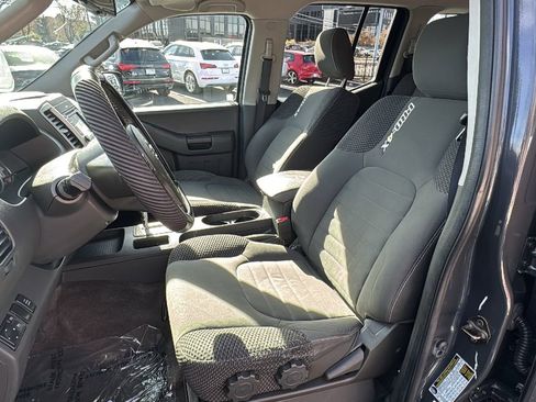 Used 2015 Nissan Xterra PRO-4X image 11
