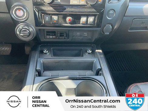 Used 2020 Nissan Titan PRO-4X w/ Pro-4x Convenience Package image 23