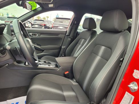 Used 2025 Honda Civic Sport image 10