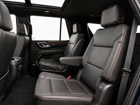 Used 2023 Chevrolet Tahoe High Country w/ LPO, Illumination Package AWD/4WD image 18