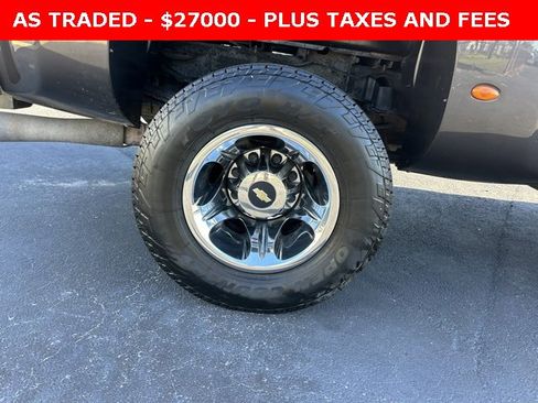 Used 2011 Chevrolet Silverado 3500 LTZ w/ LTZ Plus Package image 7