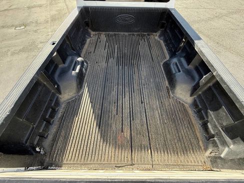 Used 2015 Ford F350 XL w/ Power Equipment Group image 10