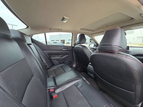 Used 2022 Nissan Altima 2.5 SR w/ Midnight Edition Package AWD/4WD image 27