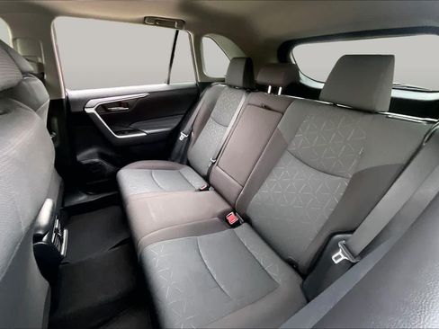 Used 2024 Toyota RAV4 XLE w/ Convenience Package FWD image 21