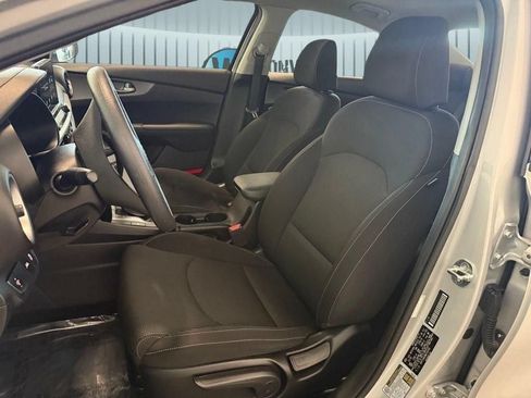 Used 2021 Kia Forte LXS FWD image 21