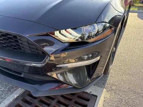 Used 2022 Ford Mustang Coupe image 10