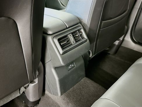 Used 2025 MAZDA CX-50 AWD 2.5 S w/ Premium Package image 29