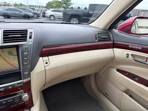 Used 2011 Lexus LS 460 AWD w/ Luxury Value Edition image 26