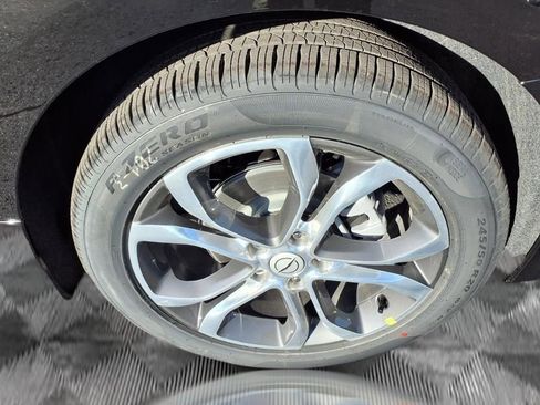 New 2026 Chrysler Pacifica Pinnacle image 19