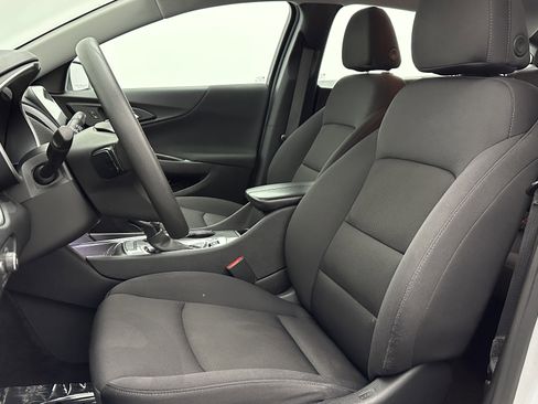 Used 2024 Chevrolet Malibu LT image 13