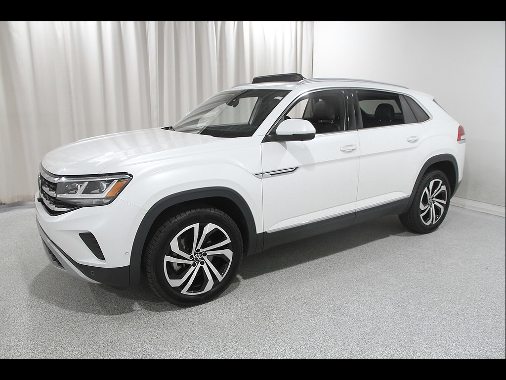 Used 2021 Volkswagen Atlas Cross Sport SEL Premium AWD/4WD image 3