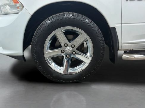 Used 2017 RAM 1500 Express w/ Express Value Package RWD image 26